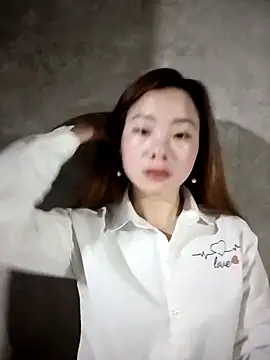 Snapshot of milo123-xx chatting on 02-18-26, 12:41 milo123-xx online show from 02-18-26, 12:41