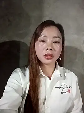 Snapshot of milo123-xx chatting on 02-18-26, 01:18 milo123-xx online show from 02-18-26, 01:18