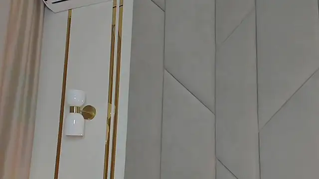 Touch me online show from 03-21-26, 05:28