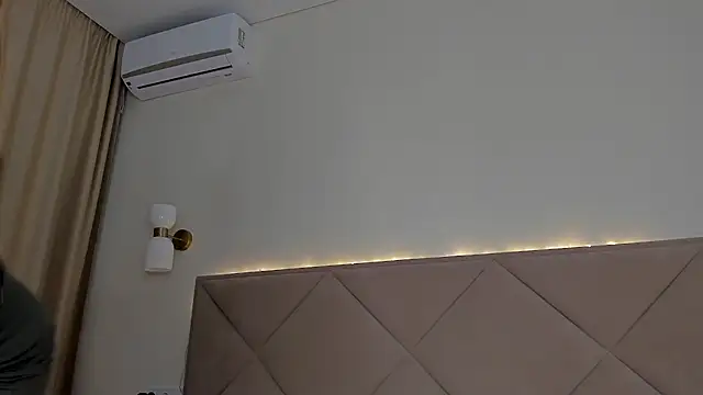 Touch me online show from 03-16-25, 04:23