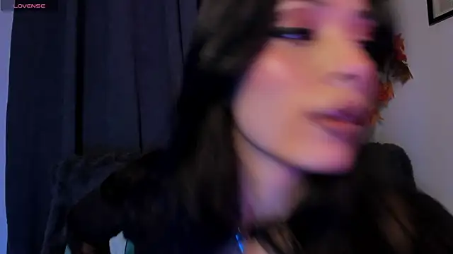 Seraphine hell online show from 03-31-26, 06:15