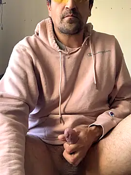 DanBfl online show from 10-28-25, 06:51