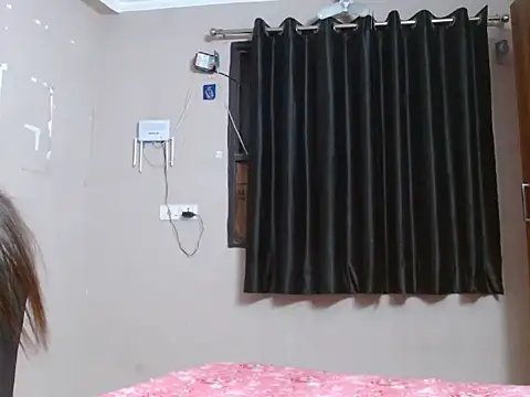 Snapshot of zaanbi chatting on 05-24-26, 06:41 zaanbi online show from 05-24-26, 06:41