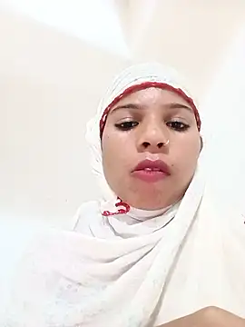 Snapshot of Rubi_sarma chatting on 10-11-25, 12:39 Rubi sarma online show from 10-11-25, 12:39