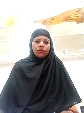 Snapshot of Rubi_sarma chatting on 10-07-25, 11:17 Rubi sarma online show from 10-07-25, 11:17