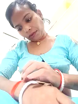 Snapshot of Rubi_sarma chatting on 10-01-25, 01:04 Rubi sarma online show from 10-01-25, 01:04