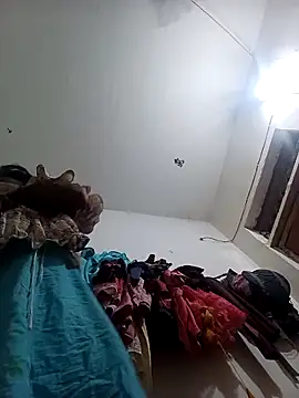 Snapshot of Rubi_sarma chatting on 10-06-25, 08:42 Rubi sarma online show from 10-06-25, 08:42