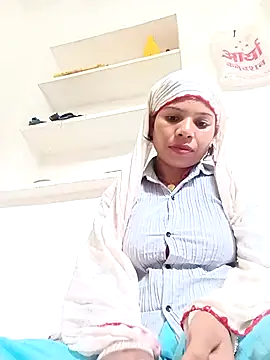 Snapshot of Rubi_sarma chatting on 10-05-25, 03:30 Rubi sarma online show from 10-05-25, 03:30