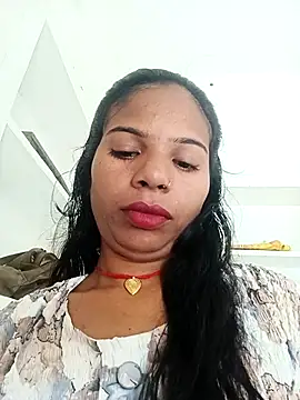 Snapshot of Rubi_sarma chatting on 10-06-25, 04:35 Rubi sarma online show from 10-06-25, 04:35