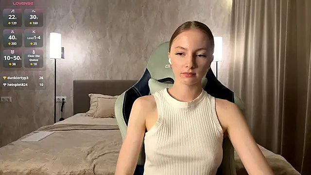 BrightAnnie online show from 11-29-25, 04:07