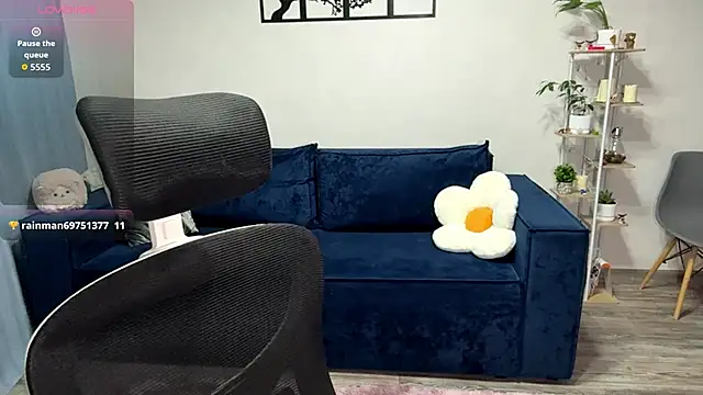 BrightAnnie online show from 10-17-25, 06:53