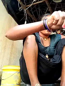 cute diya 12 online show from 10-16-25, 10:45