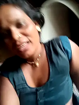 Snapshot of cute_diya_12 chatting on 06-25-26, 01:58 cute diya 12 online show from 06-25-26, 01:58