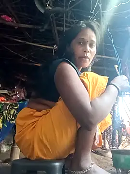 cute diya 12 online show from 12-23-25, 02:44