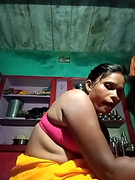 cute diya 12 online show from 10-17-25, 02:19