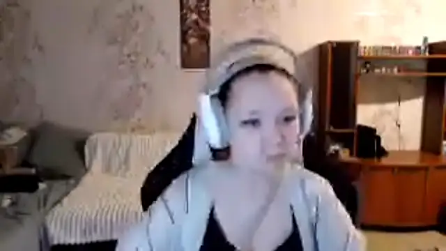 Snapshot of PansyBorriello chatting on 09-16-25, 04:08 PansyBorriello online show from 09-16-25, 04:08
