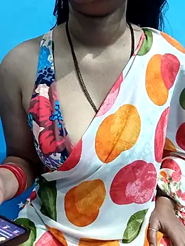 Snapshot of jaan-step chatting on 04-28-26, 04:44 jaan-step online show from 04-28-26, 04:44