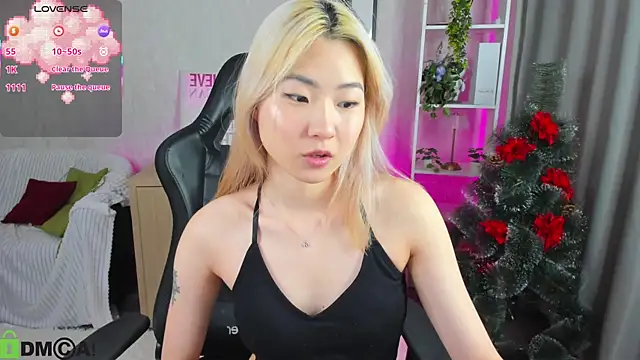 Aisi 18 online show from 12-22-25, 01:06