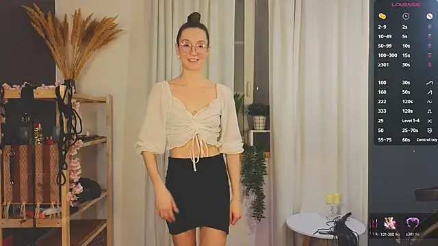 laracroftmansion online show from 11-11-25, 06:25