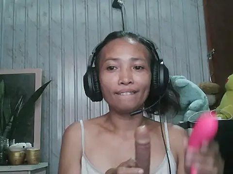 Snapshot of pinayhotii chatting on 09-19-25, 11:20 pinayhotii online show from 09-19-25, 11:20