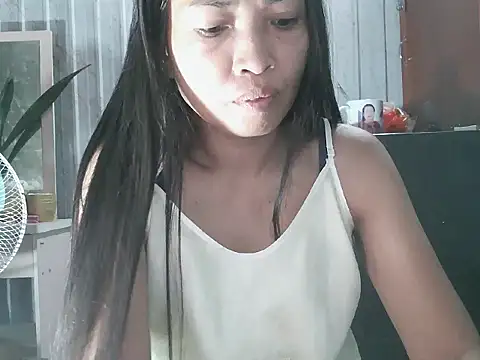 Snapshot of pinayhotii chatting on 10-14-25, 08:53 pinayhotii online show from 10-14-25, 08:53