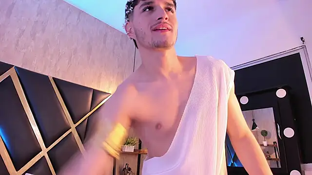 LiamMuller online show from 10-28-25, 11:53