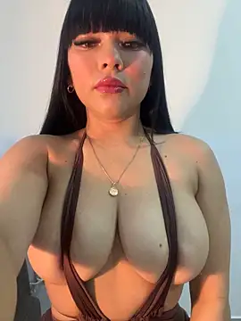 Snapshot of BrendaCrean chatting on 10-28-25, 12:04 BrendaCrean online show from 10-28-25, 12:04