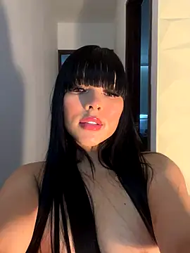 Snapshot of BrendaCrean chatting on 09-25-25, 01:06 BrendaCrean online show from 09-25-25, 01:06
