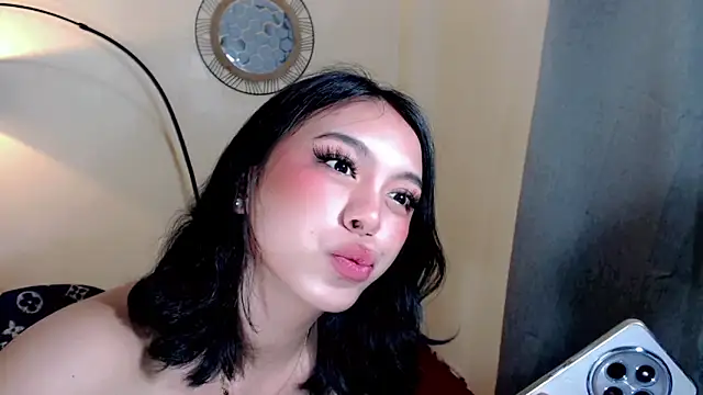 Alison mooreX online show from 11-01-25, 05:51