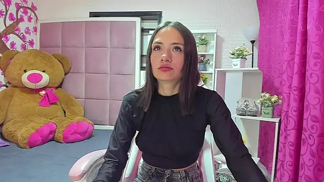 Tammy Thompson  online show from 03-03-26, 02:02