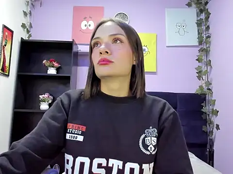 Tammy Thompson  online show from 10-03-25, 02:40