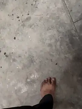 Snapshot of Hot_modal chatting on 10-30-25, 05:32 Hot modal online show from 10-30-25, 05:32