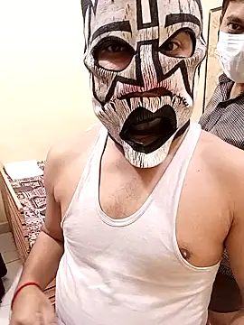 Snapshot of Hot_modal chatting on 11-23-25, 04:50 Hot modal online show from 11-23-25, 04:50