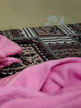 Snapshot of Hot_modal chatting on 11-30-25, 08:04 Hot modal online show from 11-30-25, 08:04