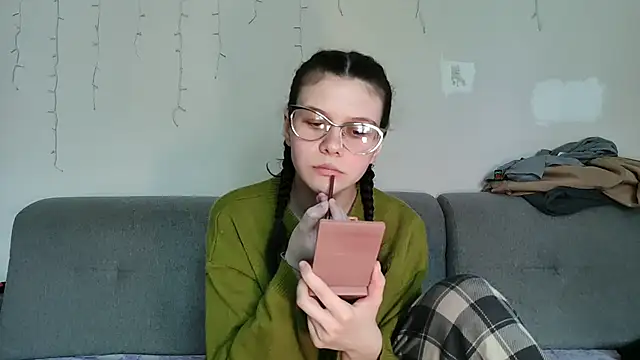 Snapshot of LaVostraDorothy chatting on 05-09-26, 01:25 LaVostraDorothy online show from 05-09-26, 01:25