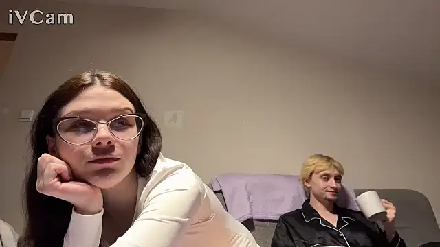 LaVostraDorothy online show from 02-11-26, 07:36