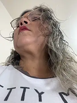 Lucy Milf 474 online show from 03-20-26, 12:06