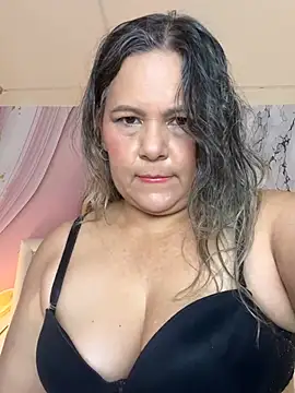 Snapshot of Lucy_Milf_474 chatting on 04-30-26, 12:12 Lucy Milf 474 online show from 04-30-26, 12:12