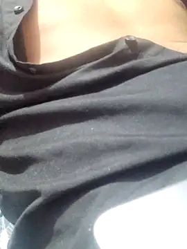 Snapshot of hot_genz chatting on 10-30-25, 03:31 hot genz online show from 10-30-25, 03:31