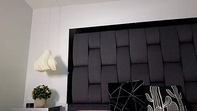 Calipso Parisi online show from 10-11-25, 01:01