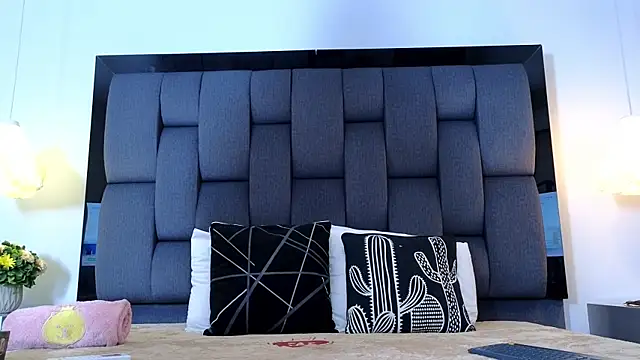 Calipso Parisi online show from 09-12-25, 01:22