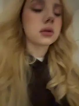 Sky Cutie online show from 02-01-26, 05:17