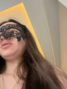 0gece0 online show from 04-23-26, 07:37