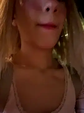 SweetBunnyGF online show from 11-10-25, 12:04