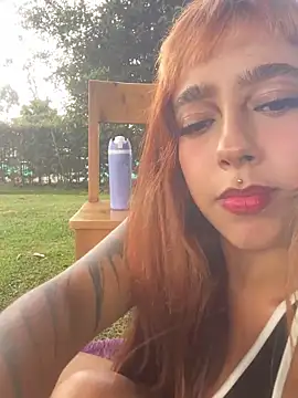 AliceMrtnz online show from 11-19-25, 07:14