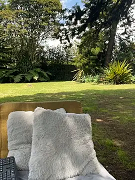 AliceMrtnz online show from 04-28-26, 04:55