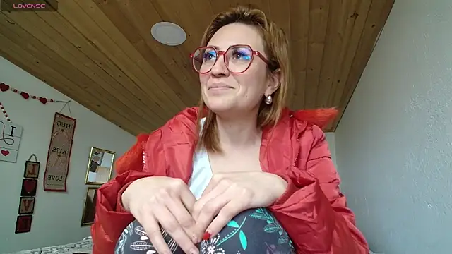 Victoria Fallon online show from 04-15-26, 06:12