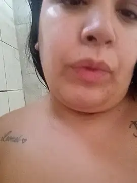 Snapshot of Pomelit00 chatting on 02-21-26, 09:39 Pomelit00 online show from 02-21-26, 09:39