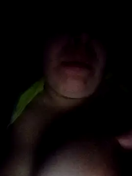 Snapshot of Pomelit00 chatting on 09-10-25, 06:12 Pomelit00 online show from 09-10-25, 06:12