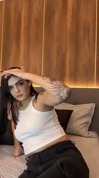 Snapshot of AliceRitter chatting on 10-28-25, 06:07 AliceRitter online show from 10-28-25, 06:07